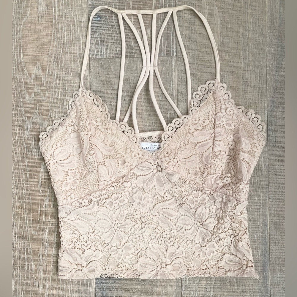 🍑Nectar Lace Strap Cropped Camisole